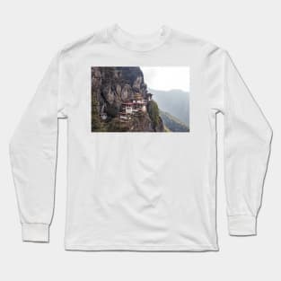 Tigers Nest monastery< Bhutan Long Sleeve T-Shirt